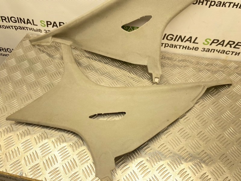 Накладки стоек, 1000 рублей, Тверь