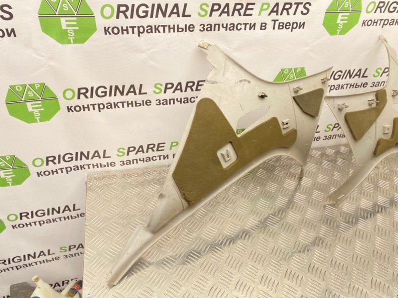 Накладки стоек, 1000 рублей, Тверь