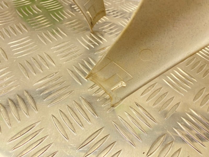 Накладки стоек, 1000 рублей, Тверь