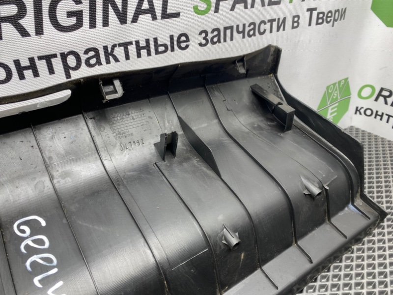 Обшивка багажника, 1000 рублей, Тверь