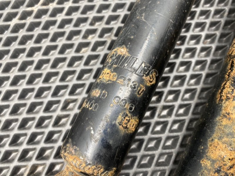 Амортизаторы, 1600 рублей, Тверь