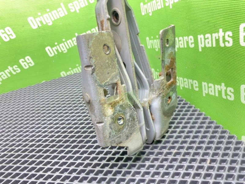 Петли багажника, 1000 рублей, Тверь