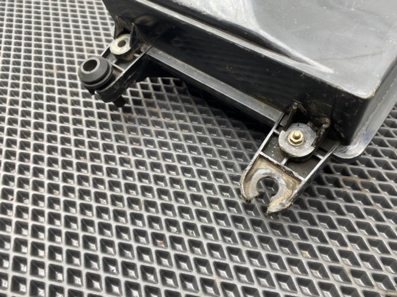 Корпус воздушного фильтра, 500 рублей, Тверь