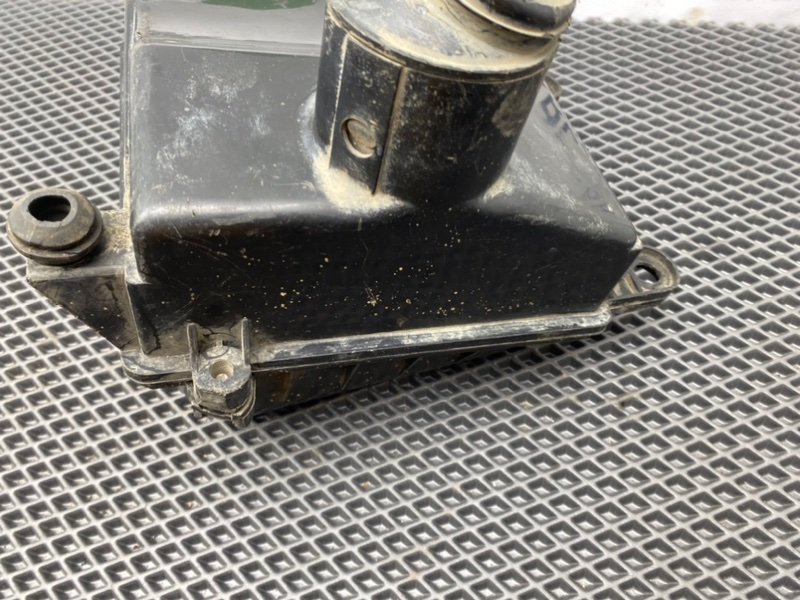 Корпус воздушного фильтра, 500 рублей, Тверь