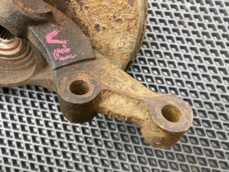 Поворотный кулак, 1400 рублей, Тверь