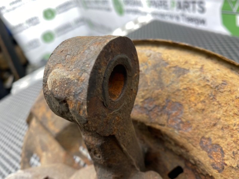 Поворотный кулак, 1400 рублей, Тверь