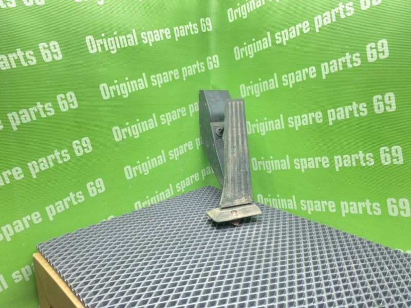 Педаль газа, 1600 рублей, Тверь