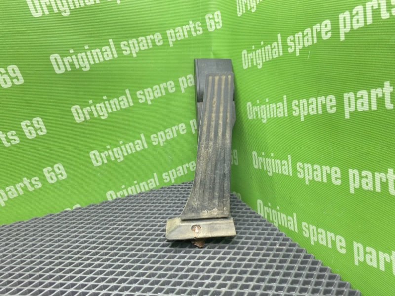 Педаль газа, 1600 рублей, Тверь