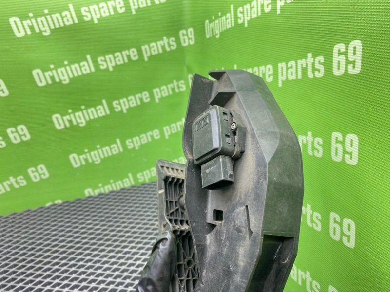 Педаль газа, 1600 рублей, Тверь