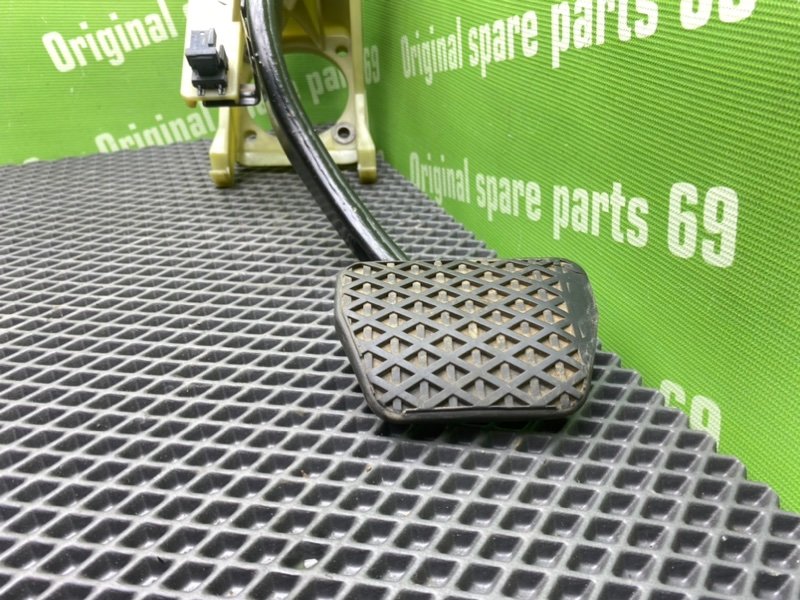 Педаль тормоза, 1600 рублей, Тверь