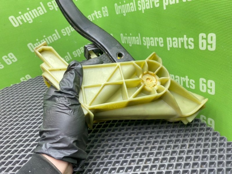 Педаль тормоза, 1600 рублей, Тверь