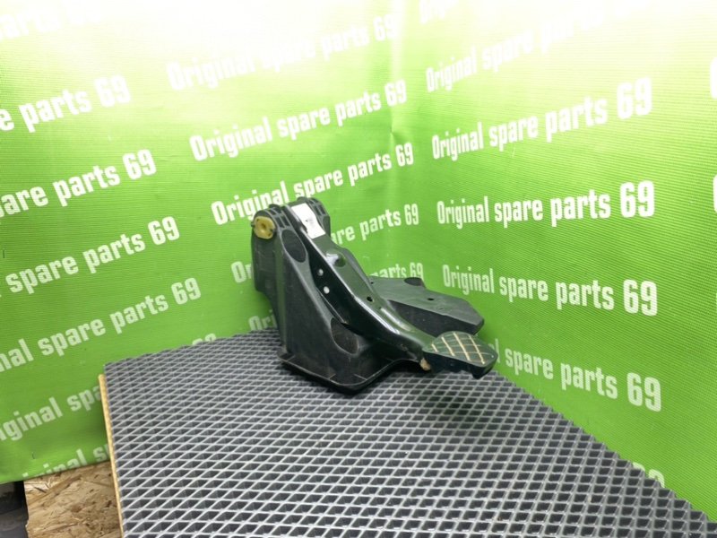 Педаль тормоза, 700 рублей, Тверь