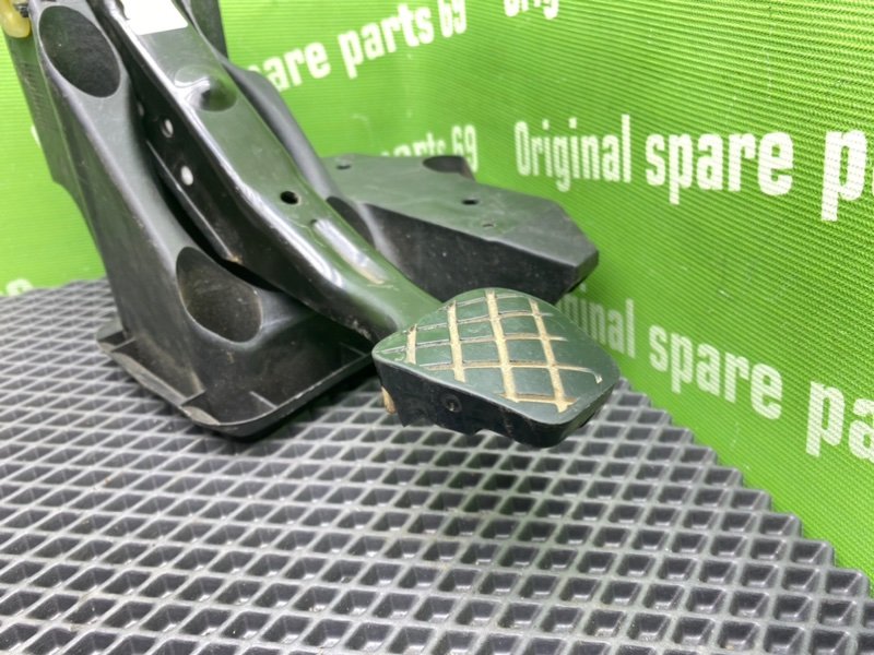 Педаль тормоза, 700 рублей, Тверь