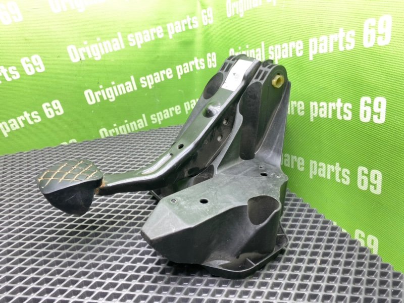 Педаль тормоза, 700 рублей, Тверь