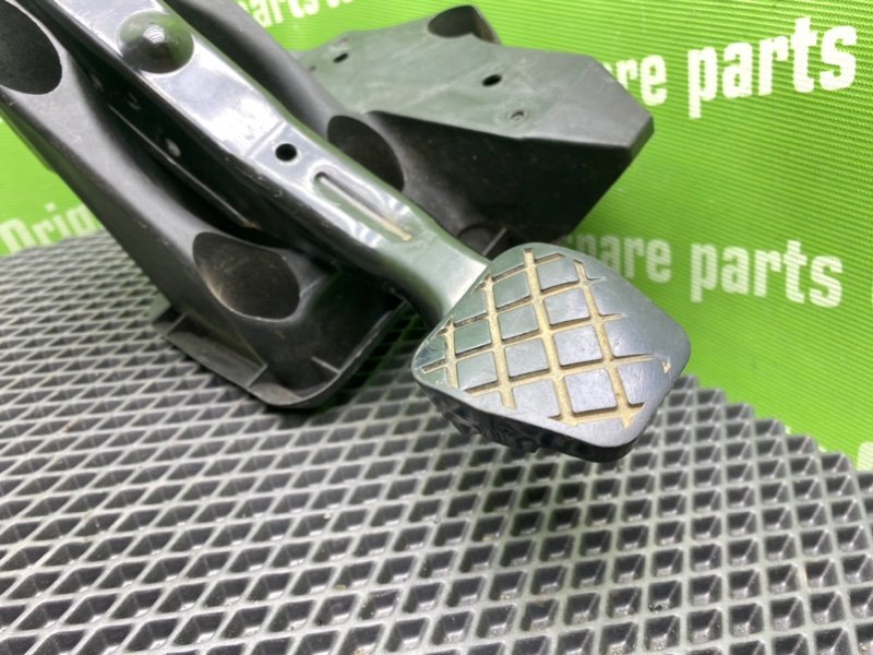 Педаль тормоза, 700 рублей, Тверь