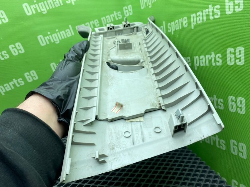 Накладка стойки, 500 рублей, Тверь