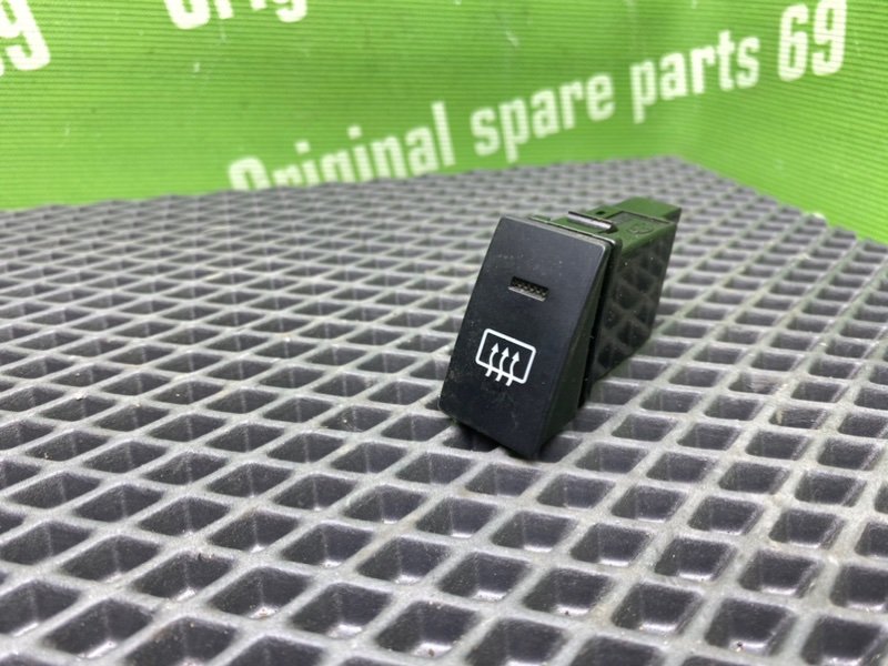 Кнопка обогрева заднего стекла, 700 рублей, Тверь