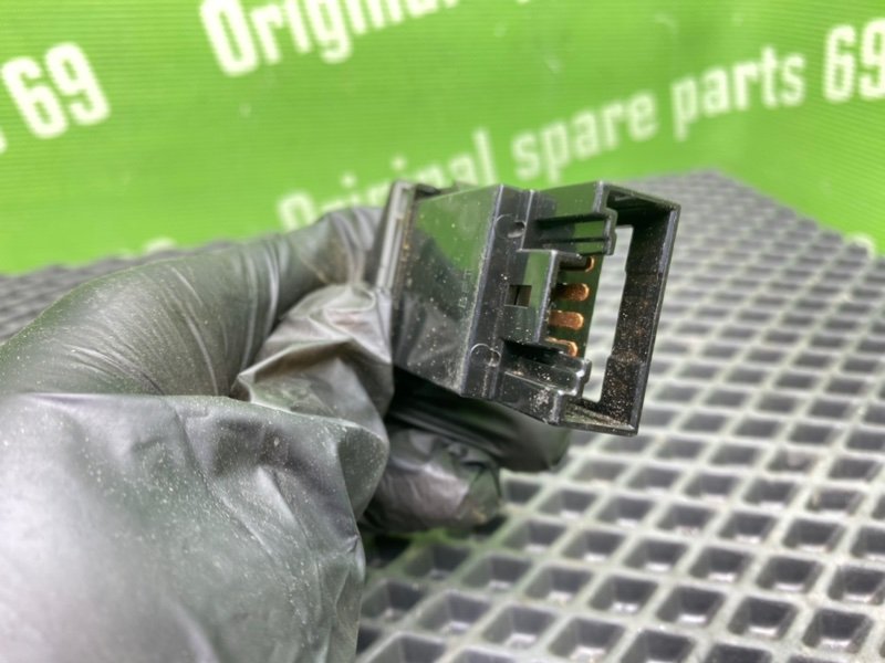 Кнопка обогрева заднего стекла, 700 рублей, Тверь