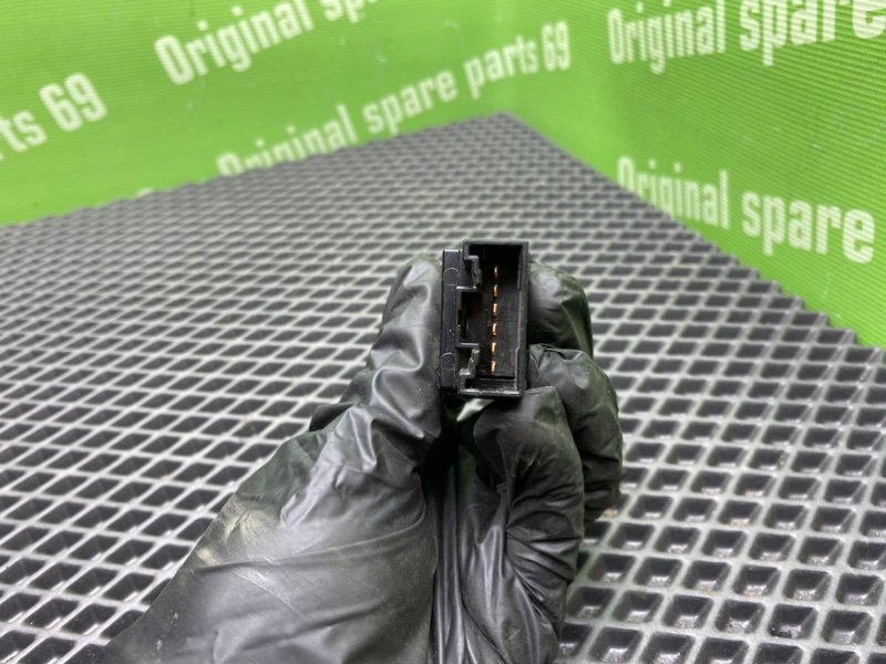 Кнопка обогрева заднего стекла, 900 рублей, Тверь