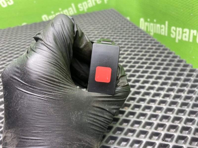 Кнопка аварийки, 500 рублей, Тверь