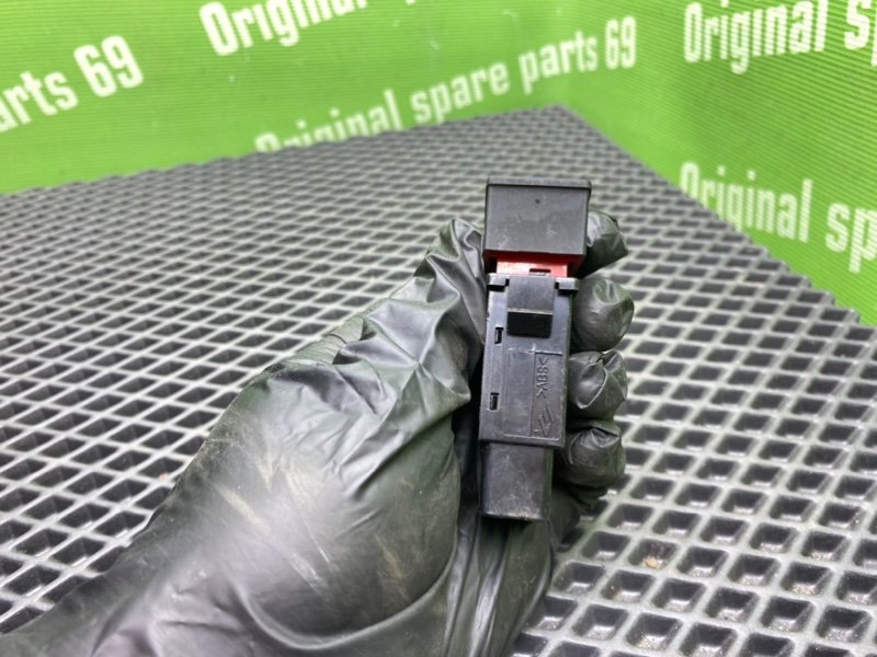 Кнопка аварийки, 500 рублей, Тверь