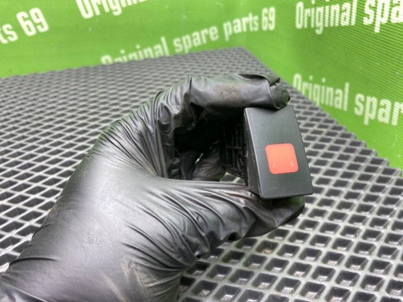 Кнопка аварийки, 500 рублей, Тверь