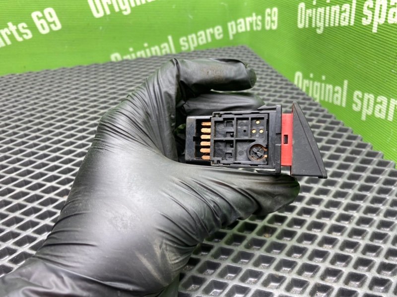 Кнопка аварийки, 500 рублей, Тверь