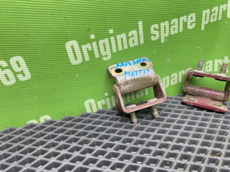 Петли багажника, 1000 рублей, Тверь