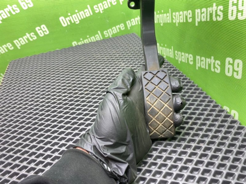 Педаль газа, 1000 рублей, Тверь