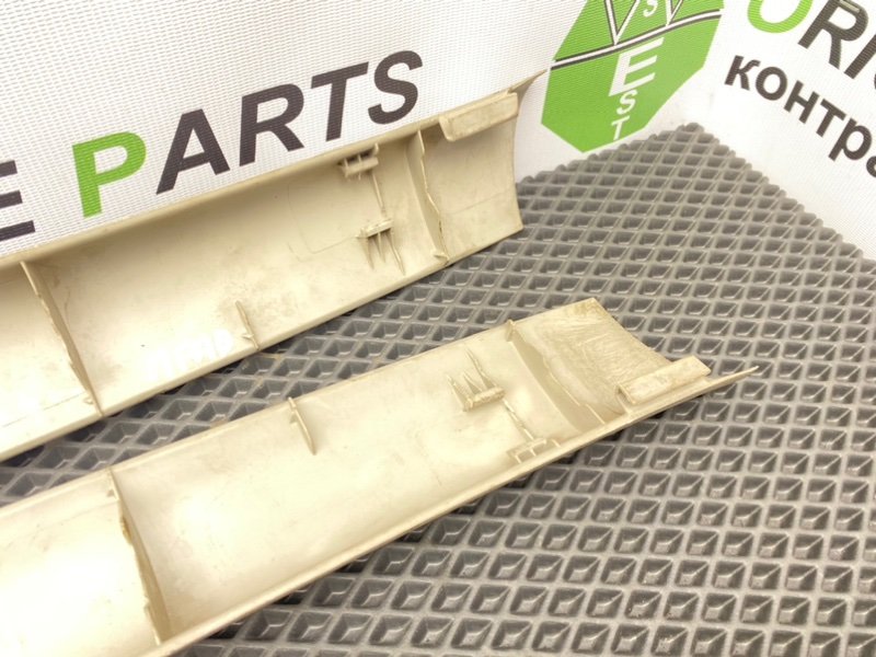 Накладки стоек, 1000 рублей, Тверь