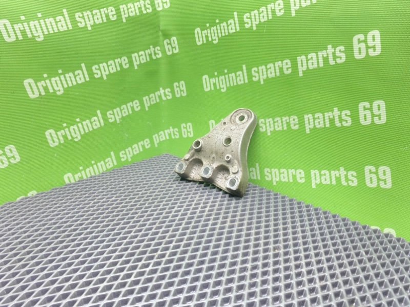 Кронштейн двигателя, 900 рублей, Тверь