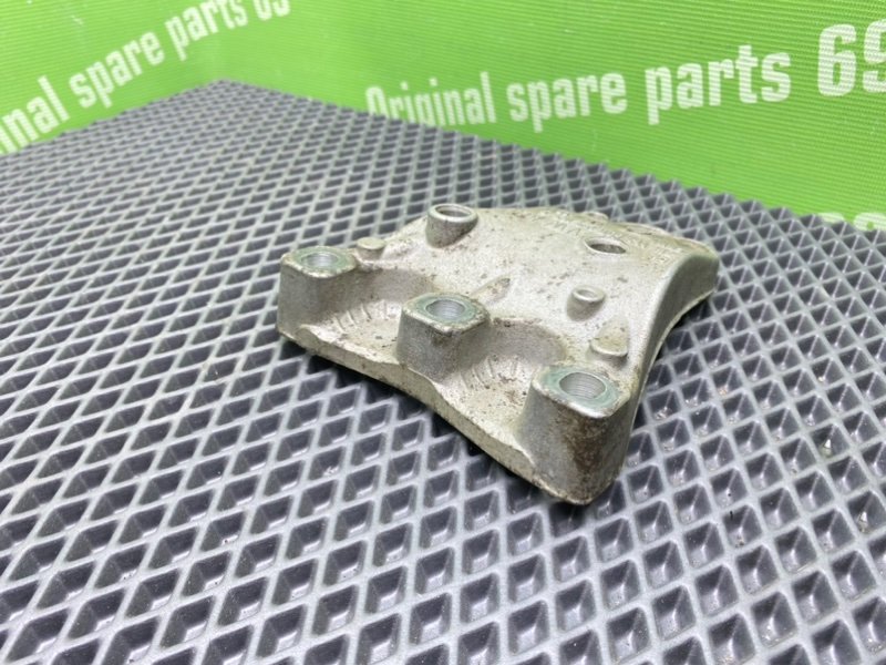 Кронштейн двигателя, 900 рублей, Тверь