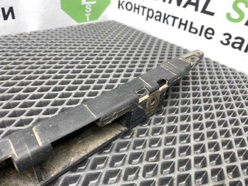 Крепление бампера, 500 рублей, Тверь