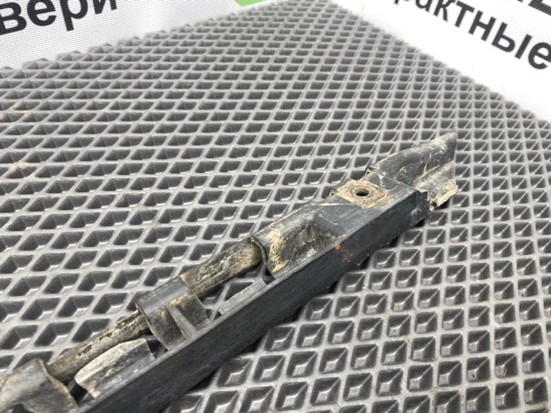 Крепление бампера, 500 рублей, Тверь