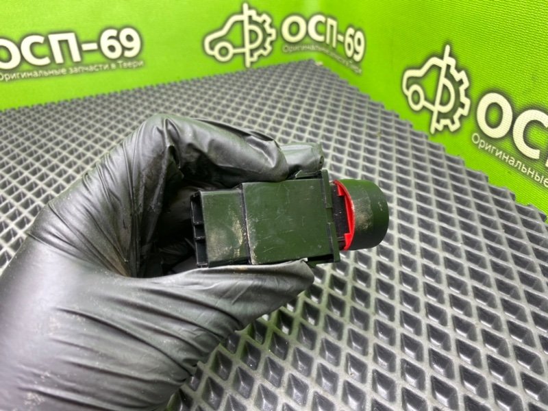 Кнопка аварийки, 690 рублей, Тверь