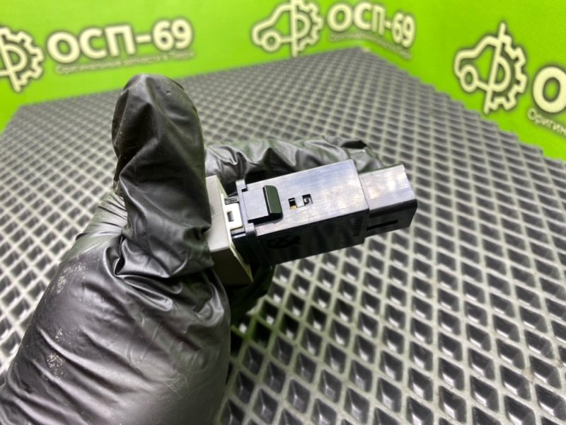 Кнопка, 590 рублей, Тверь