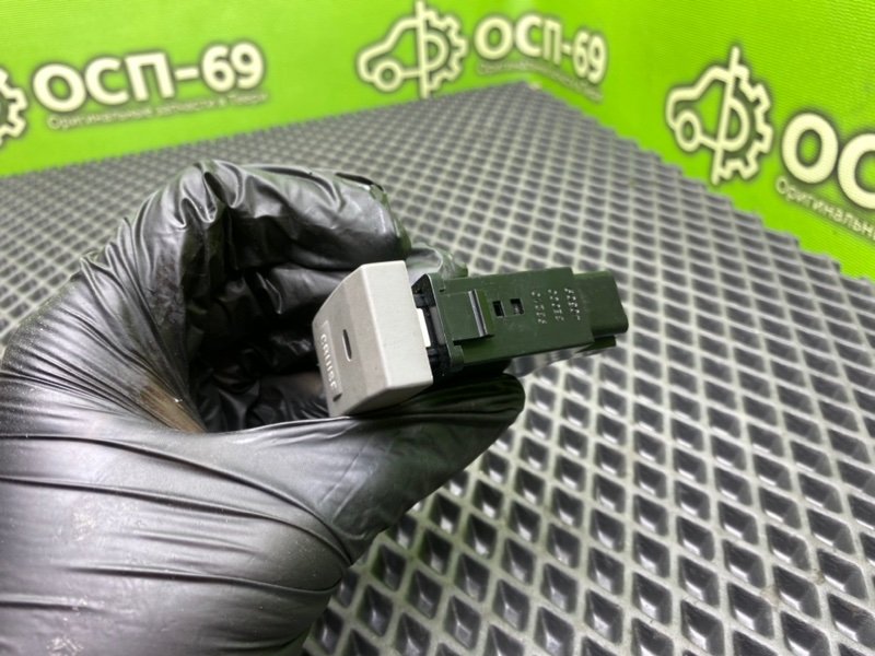 Кнопка, 590 рублей, Тверь