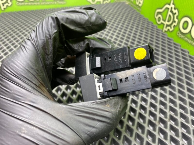 Кнопка обогрева сидений, 990 рублей, Тверь