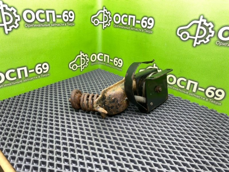 Крепление запаски, 1990 рублей, Тверь