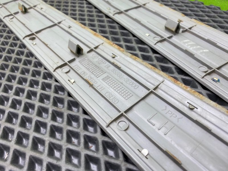 Накладки порогов, 1990 рублей, Тверь