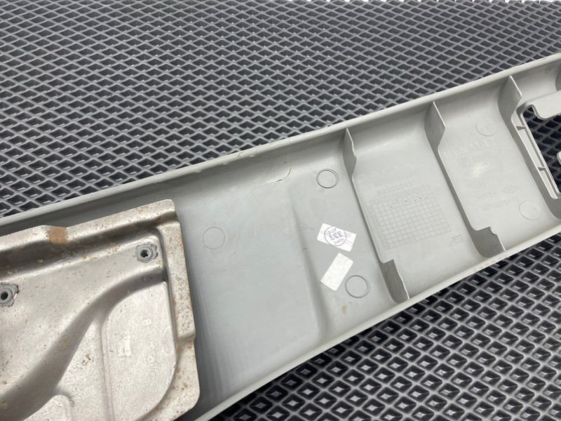 Накладка стойки, 490 рублей, Тверь