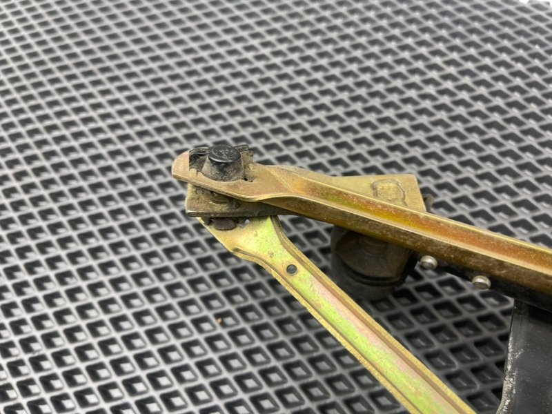 Трапеция дворников, 1190 рублей, Тверь