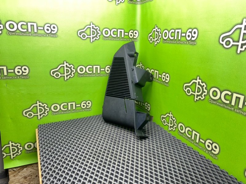 Кронштейн полки багажника, 890 рублей, Тверь