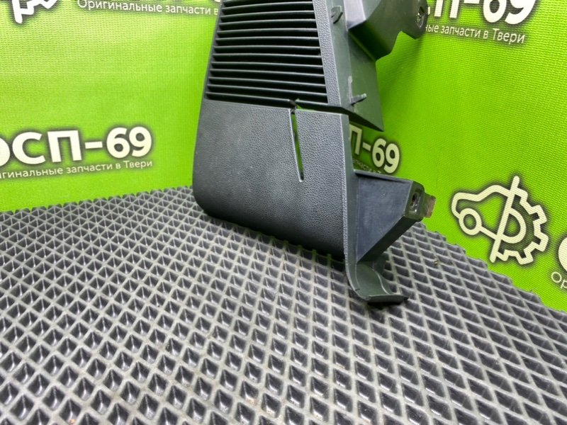 Кронштейн полки багажника, 890 рублей, Тверь