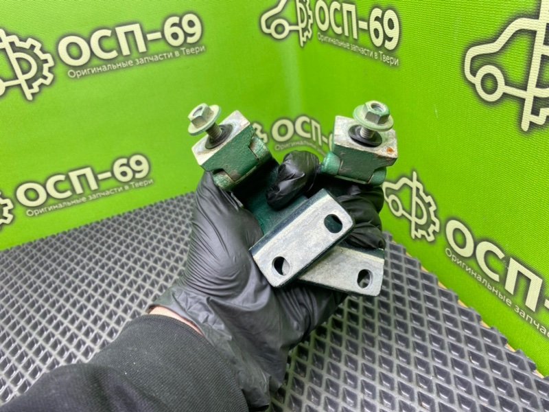 Петли багажника, 990 рублей, Тверь