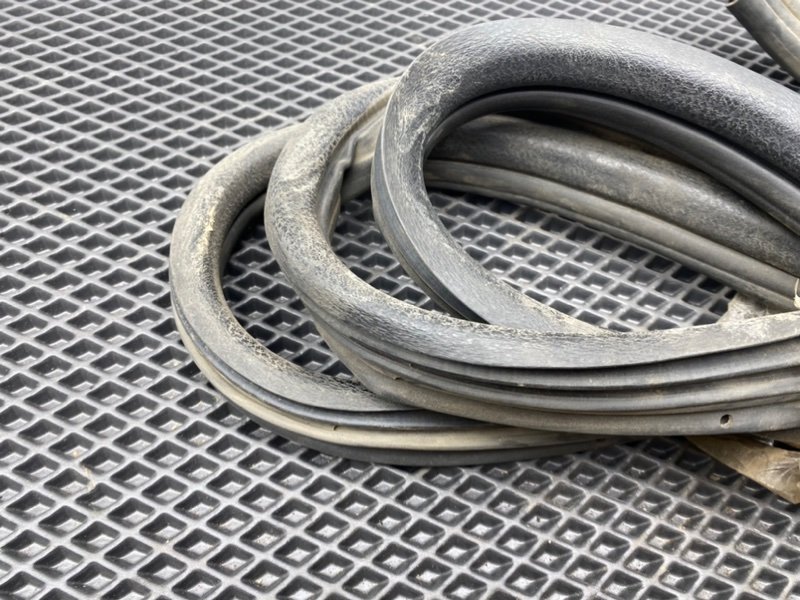 Уплотнитель двери, 490 рублей, Тверь