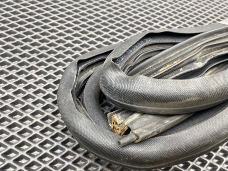 Уплотнитель двери, 590 рублей, Тверь