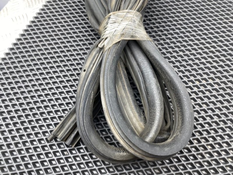 Уплотнитель двери, 590 рублей, Тверь