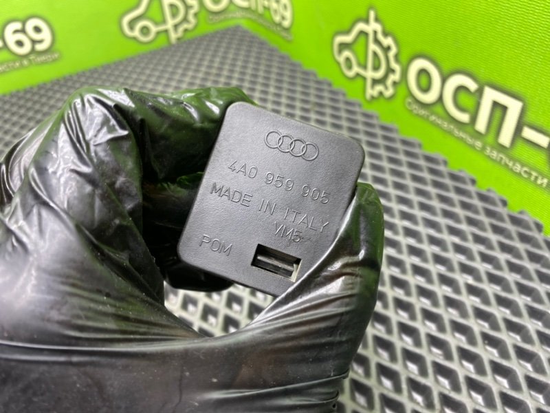 Концевик багажника, 990 рублей, Тверь