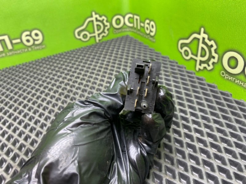 Кнопка обогрева заднего стекла, 590 рублей, Тверь